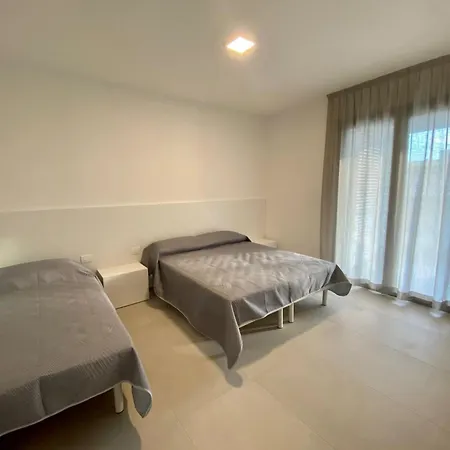 Coastal With Two Spacious Terraces Appartement Bibione